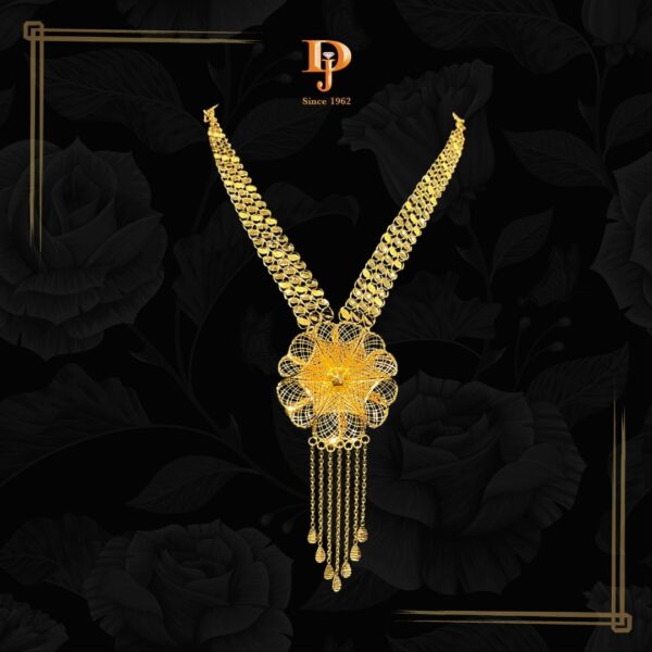 Fancy Kuwaiti Gold Necklace