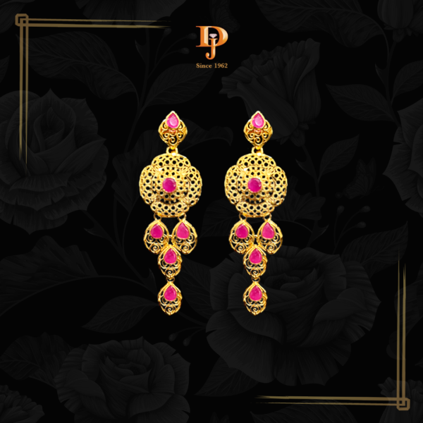 Gold Kuwaiti Earrings with Stone Detailing