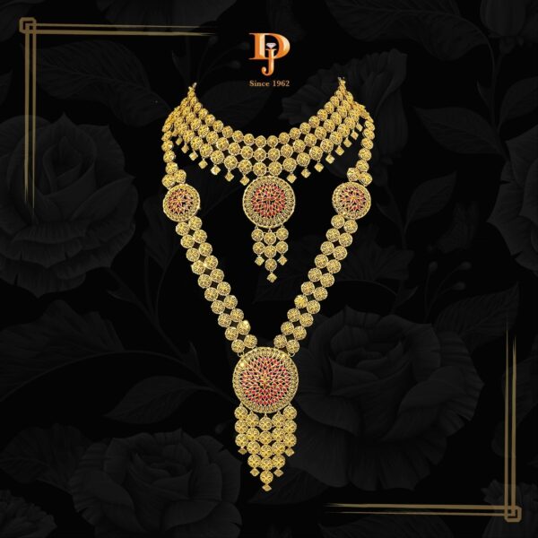 Fancy Kuwaiti Gold Choker Necklace and Ranihaar with stone detailing