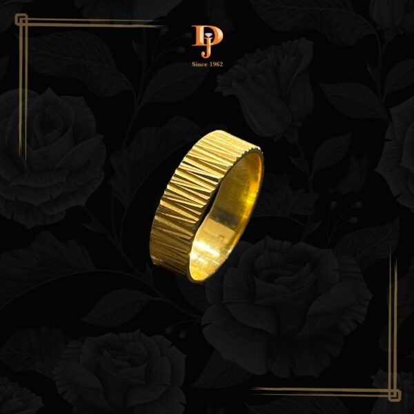 Men's Gold Ring Band